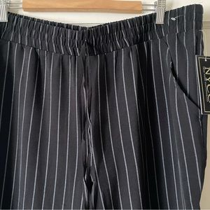 Women’s casual pants